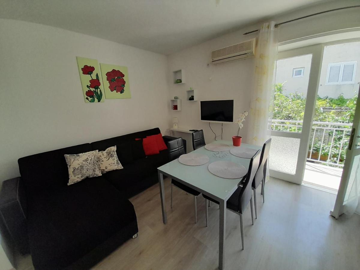 Roky Apartman Hvar Town